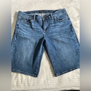 Lucky Brand Dark Blue Denim Jeans